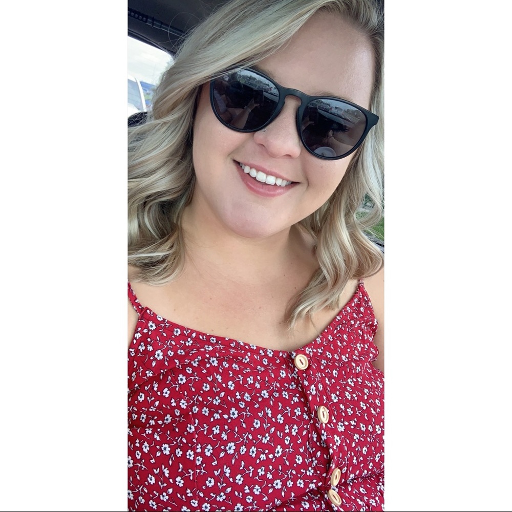 Meet your Posher, Caylee